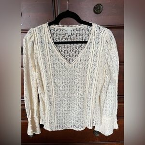 Hinge Lace top